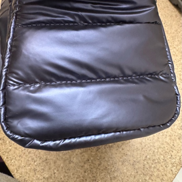 WanderFull Shiny HydroBag 💧💦💧with Compartments - Picture 8 of 10